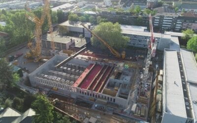 Drohnenaufnahmen Einhub Stahlverbundträger Erweiterungsbau Hildegard-von-Bingen Gymnasium in Köln